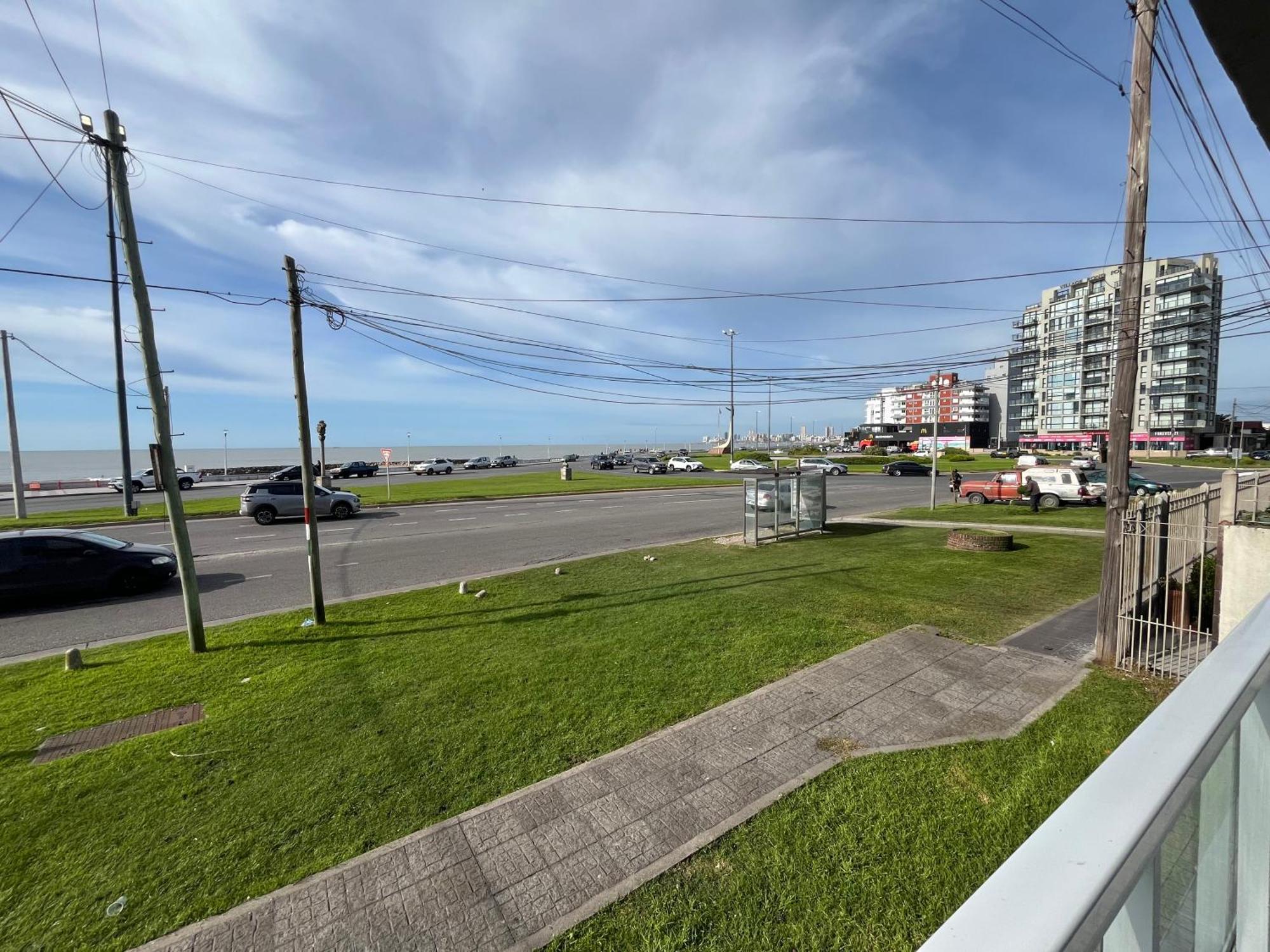 Departamento Cataluna Vista Al Mar Mar del Plata
